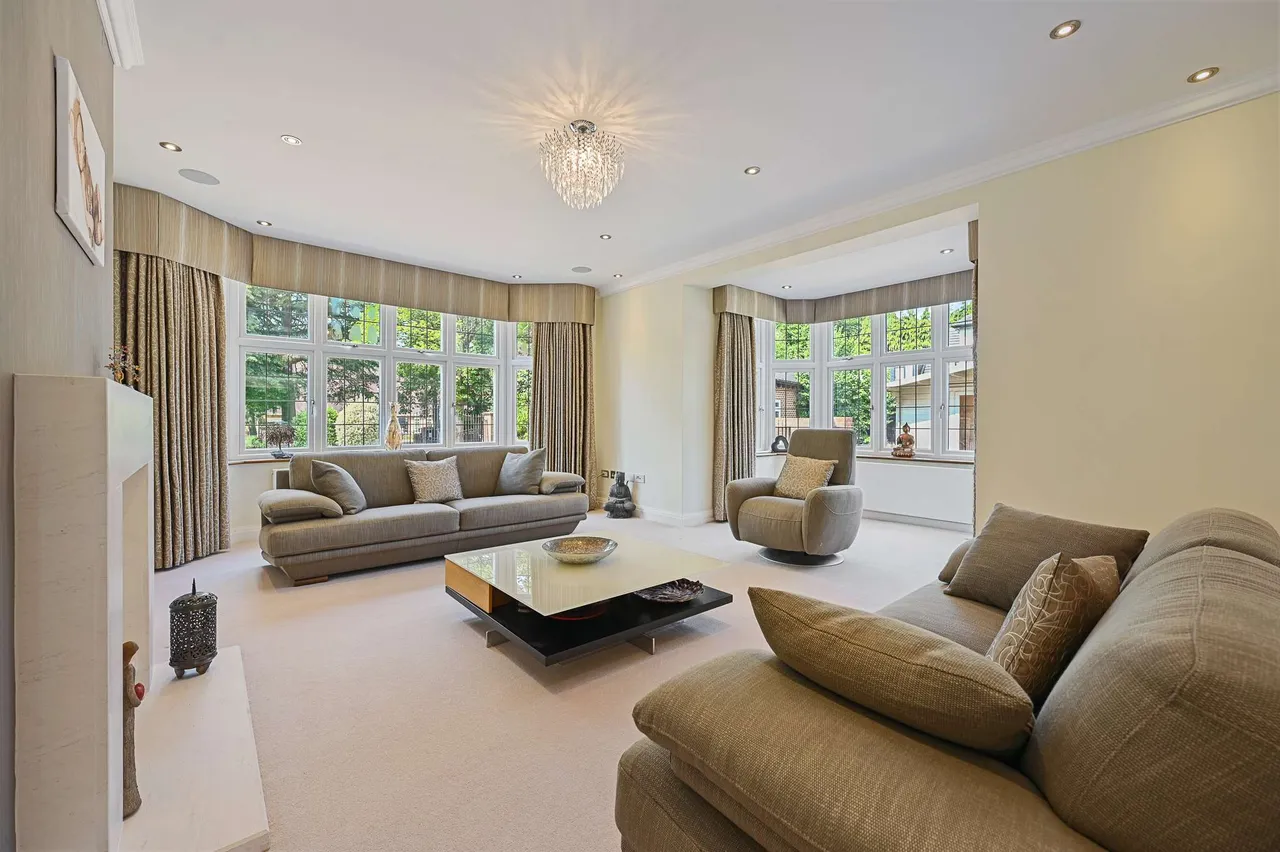 Vicarage Way, Gerrards Cross, SL9, photo 6