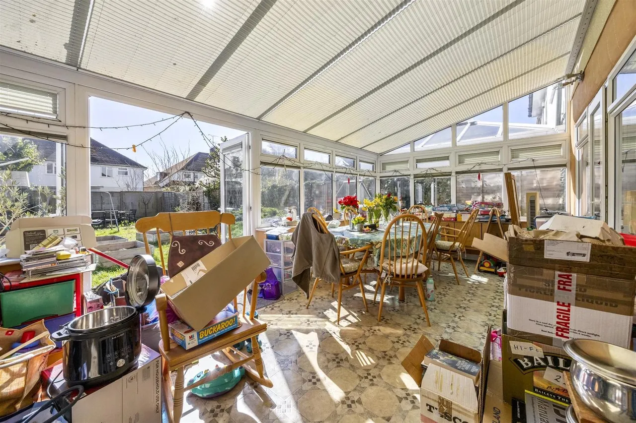 West Park Lane, Goring-By-Sea, Worthing, photo 6