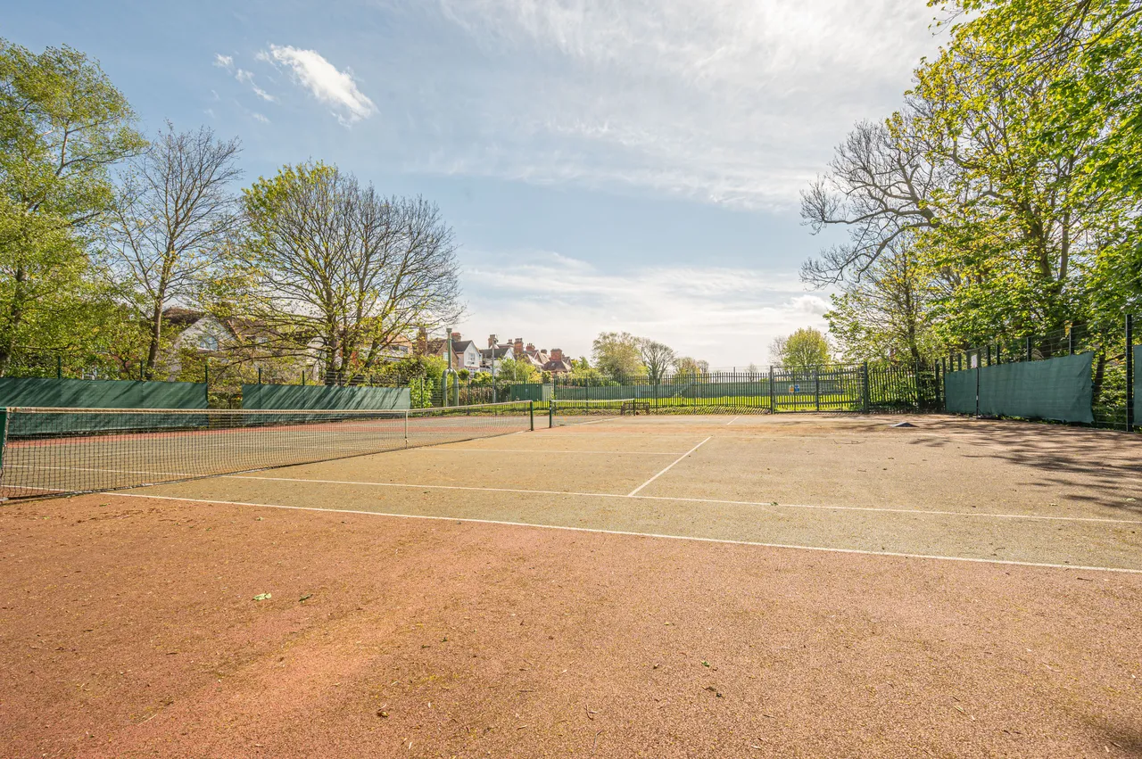 London, NW3, photo 11