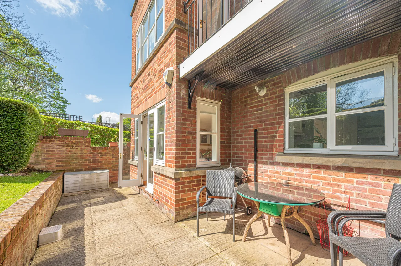 London, NW3, photo 14