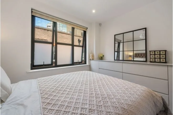 Sandys Row, London, E1, photo 8
