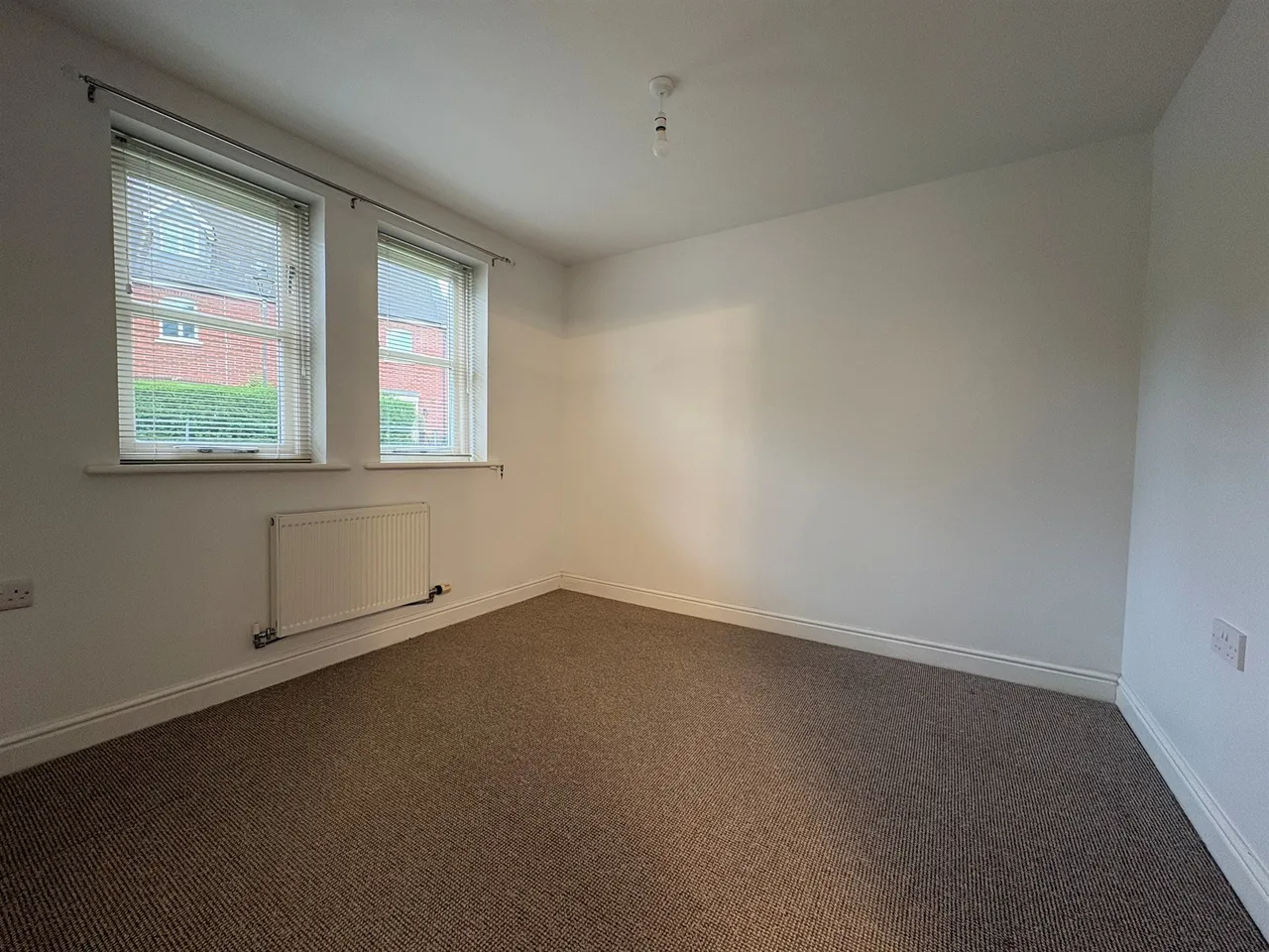 Tidcombe Walk, Tiverton, EX16, photo 5