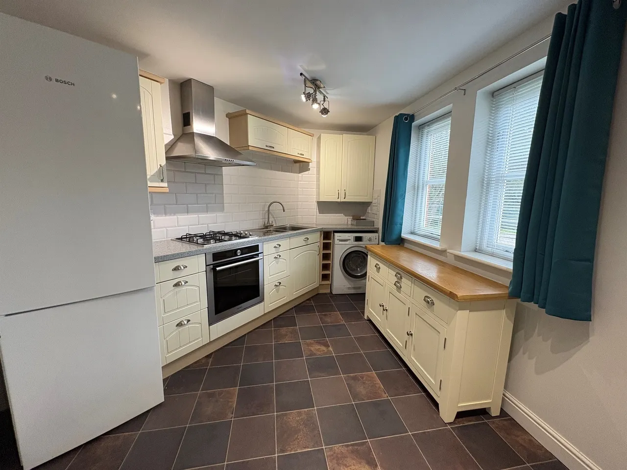 Tidcombe Walk, Tiverton, EX16, photo 3