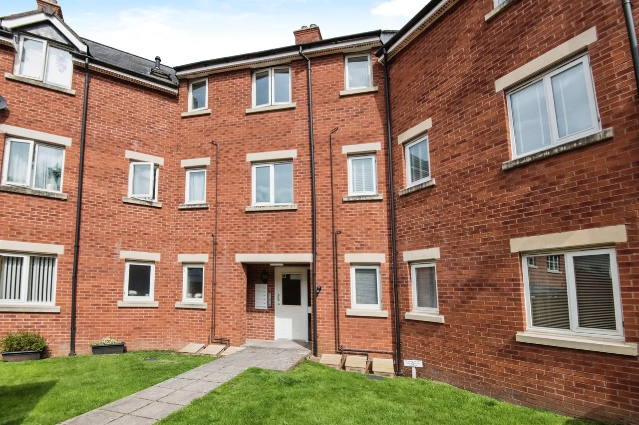 Tidcombe Walk, Tiverton, EX16, photo 10