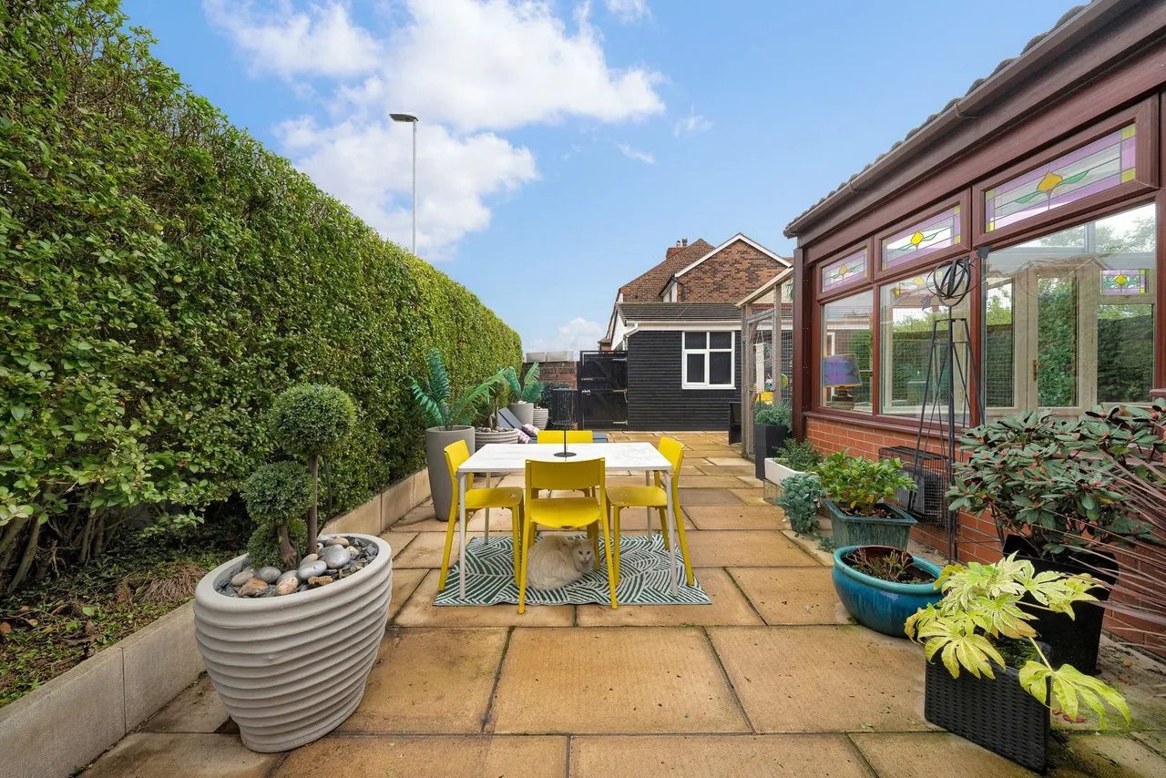 Birchfield Road, Widnes, WA8, photo 40
