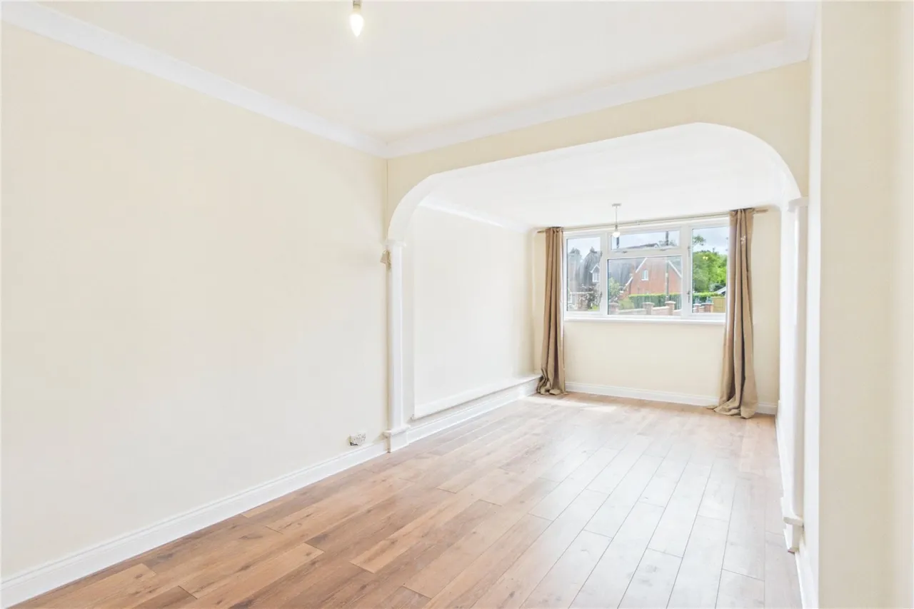 Basingstoke Road, Three Mile Cross, RG7, photo 8