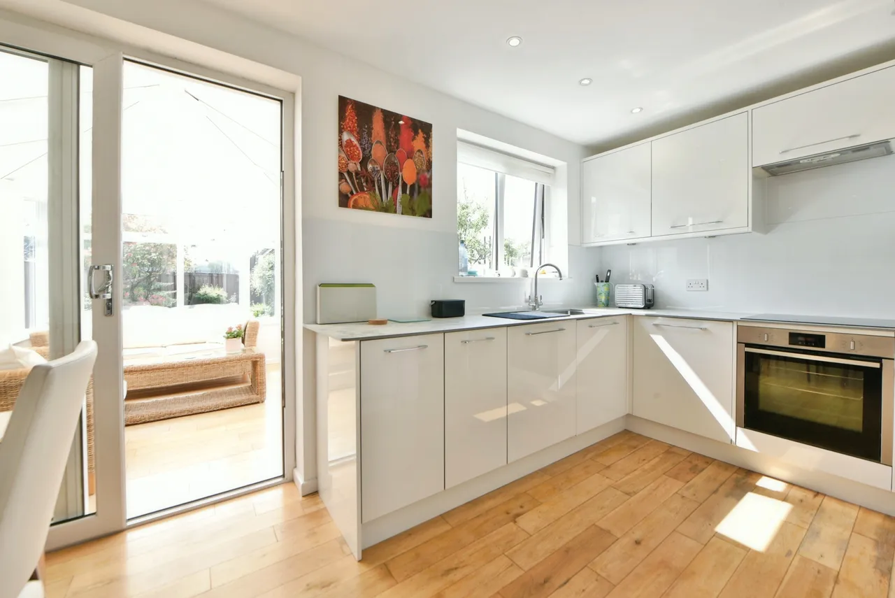 Royton, Oldham, OL2, photo 6