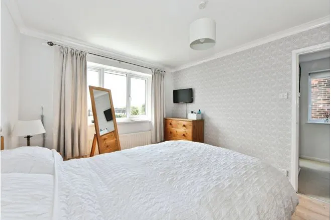 Royton, Oldham, OL2, photo 13