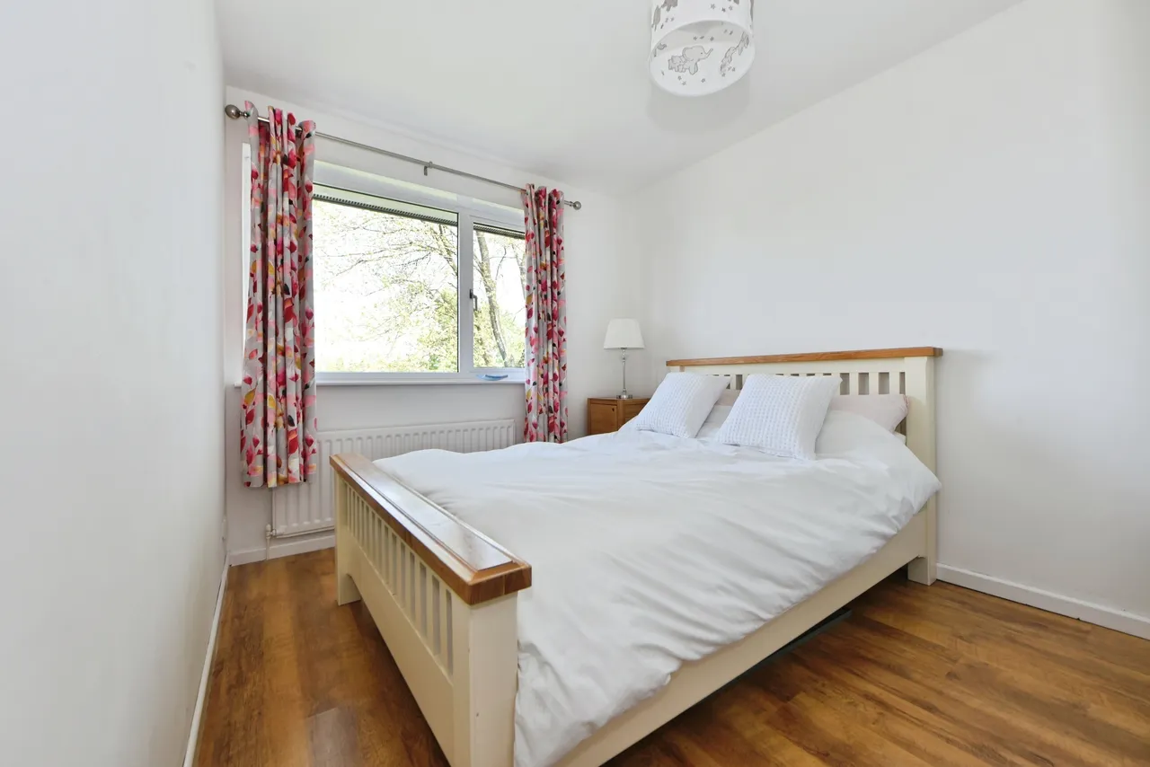 Royton, Oldham, OL2, photo 16