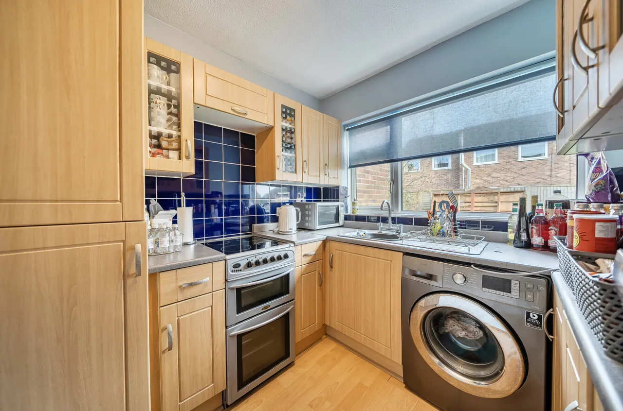 Mainstone Close, Deepcut, Camberley, Surrey, GU16 6RU, photo 6
