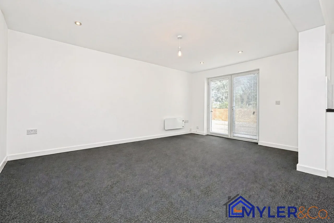 Hough Green Road, Widnes, photo 24
