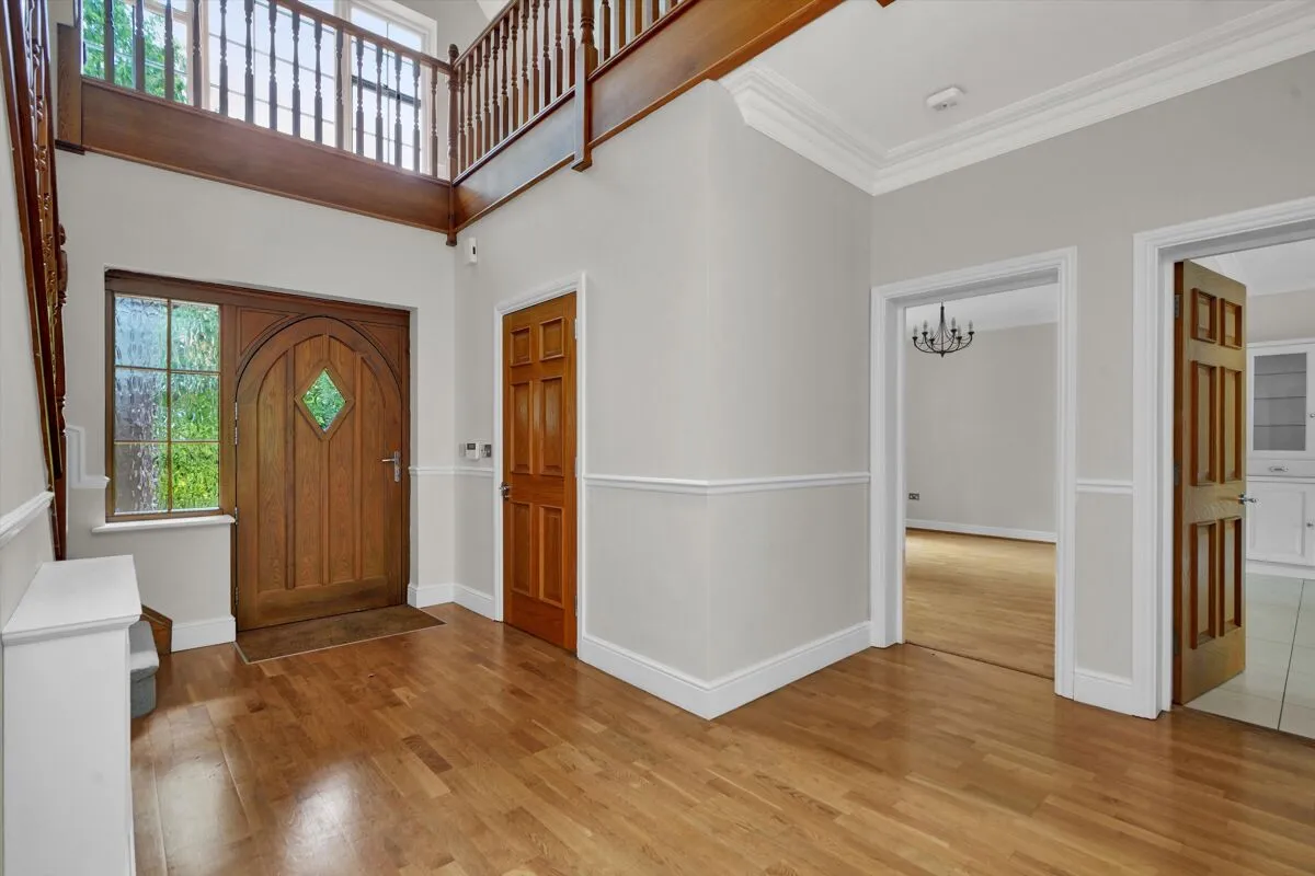 Cavendish Road, Weybridge, KT13, photo 2