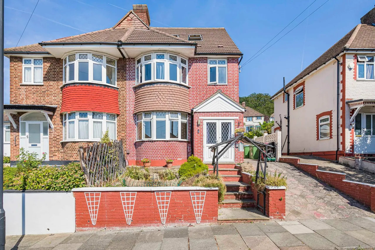 Heatherbank, Eltham, photo 29