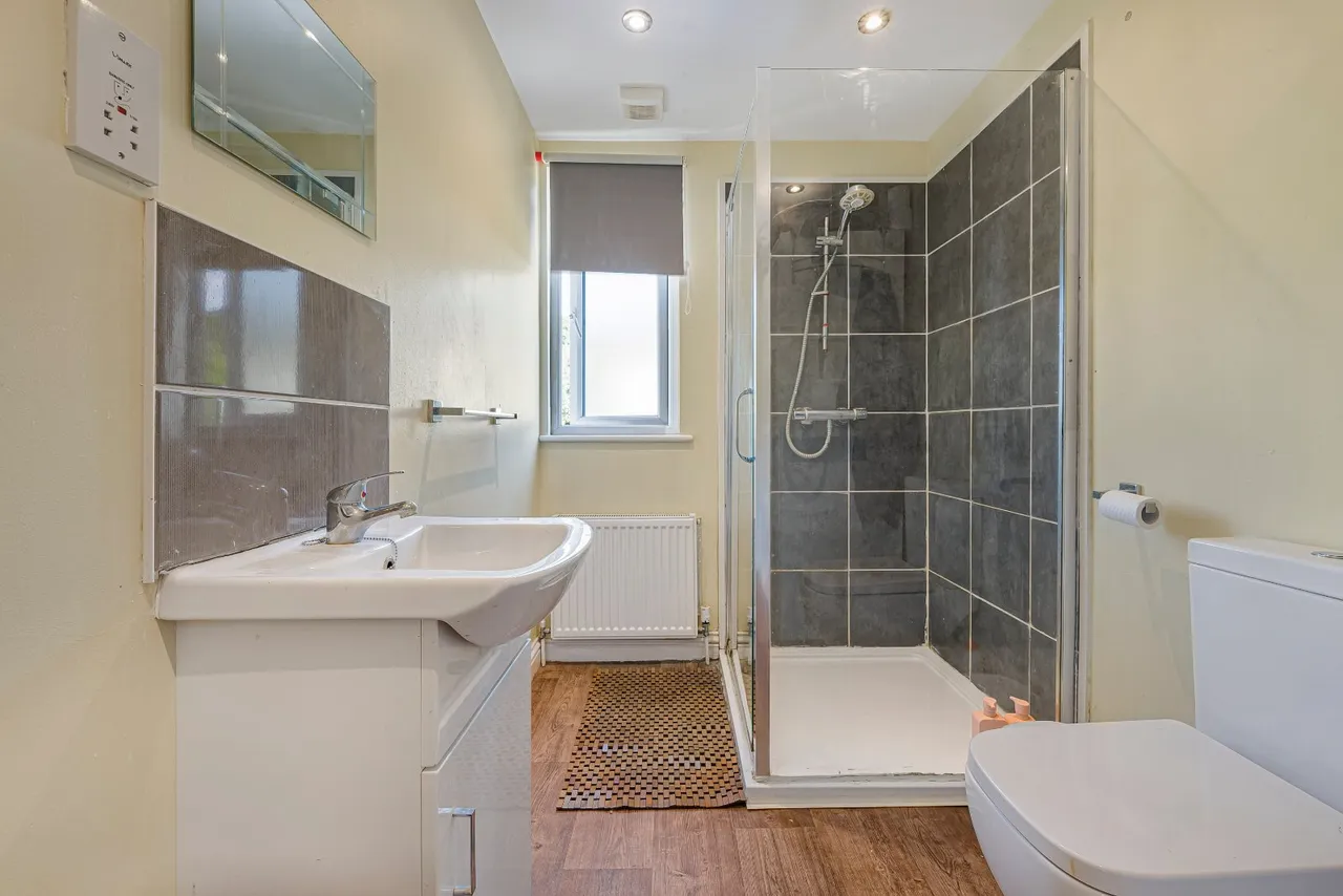 Heatherbank, Eltham, photo 22