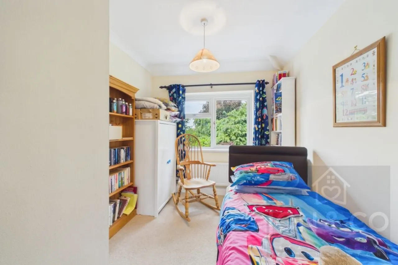 Foxgrove Avenue, Kingsthorpe, NN2, photo 15