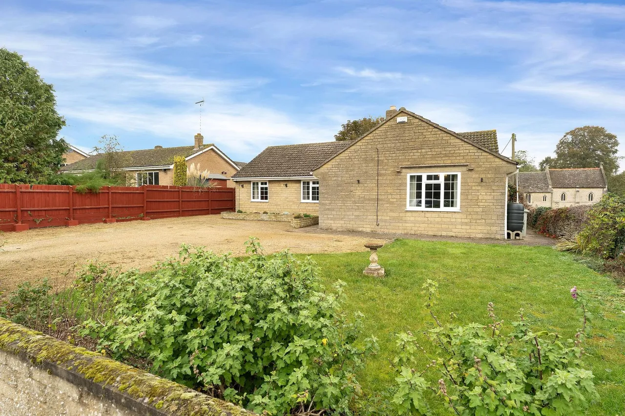 Bourne Road, Essendine, PE9, photo 16