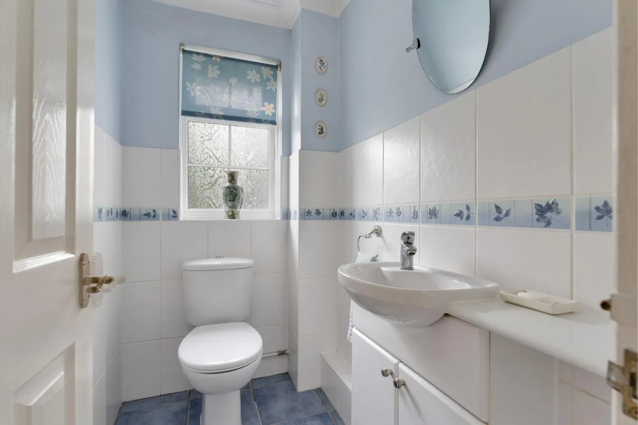 Bourne Road, Essendine, PE9, photo 9
