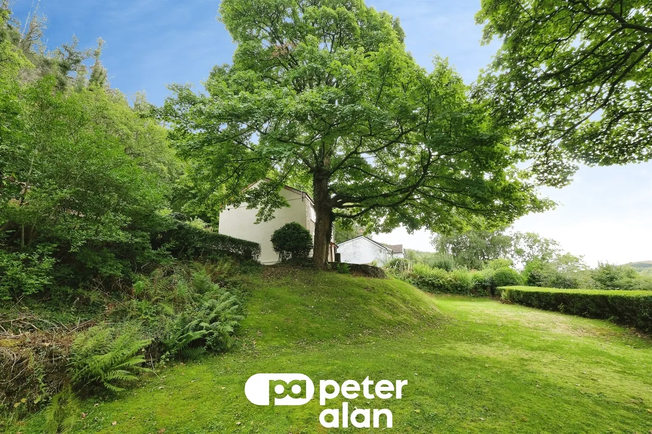 Cefn Road Upper Bargoed, CF81, photo 22