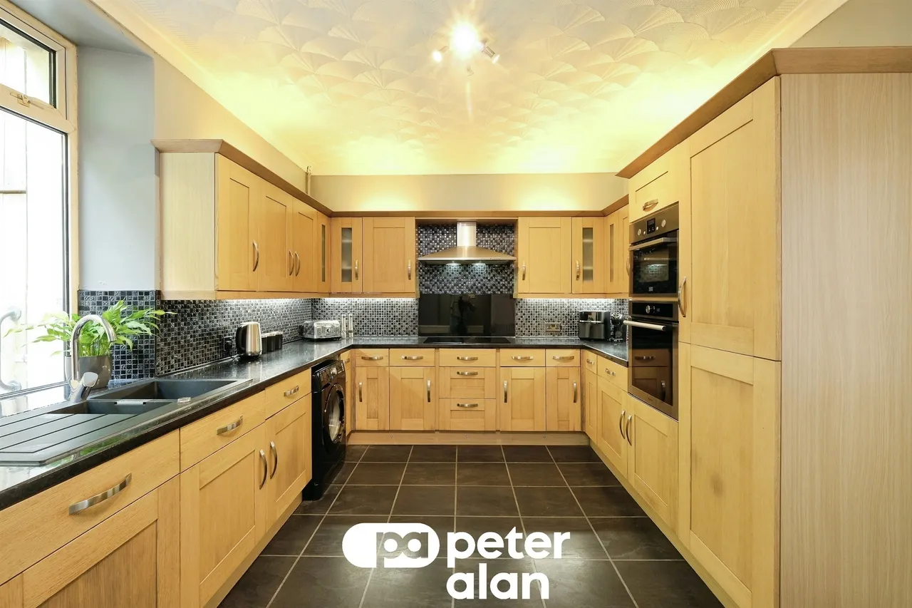 Cefn Road Upper Bargoed, CF81, photo 9