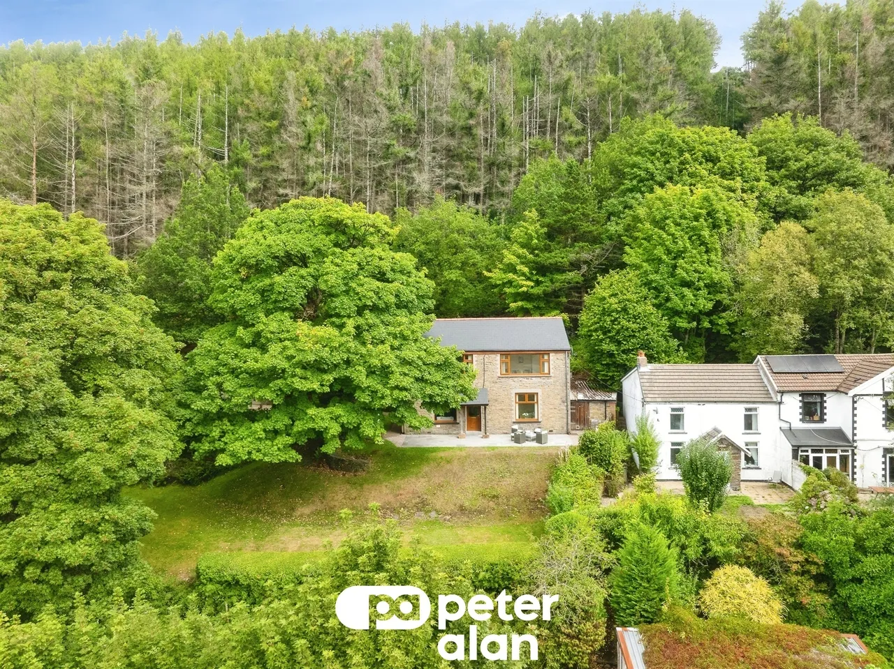 4 bed house for sale, Cefn Road Upper Bargoed, CF81