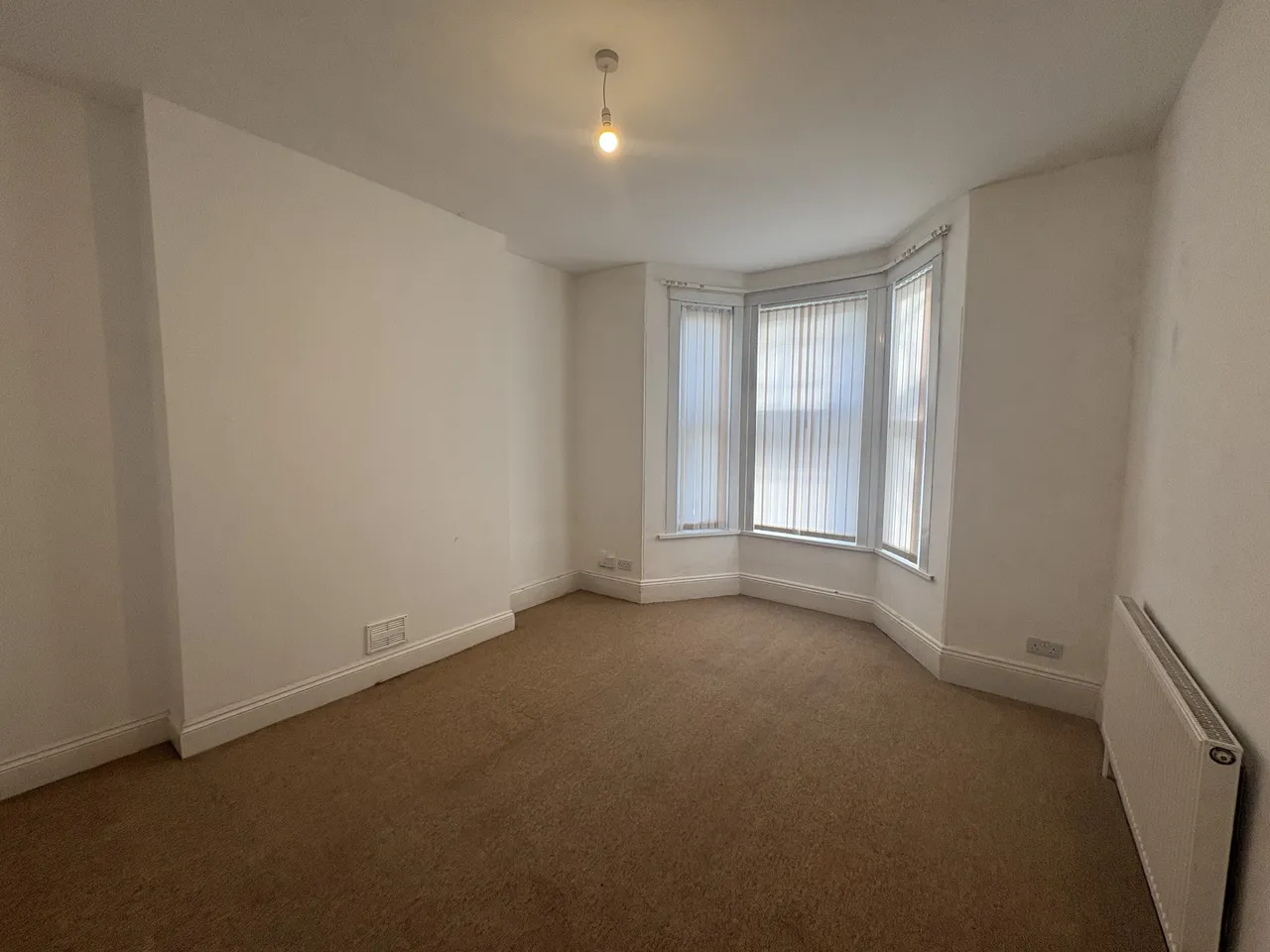 Ashford Road, PL4, photo 2
