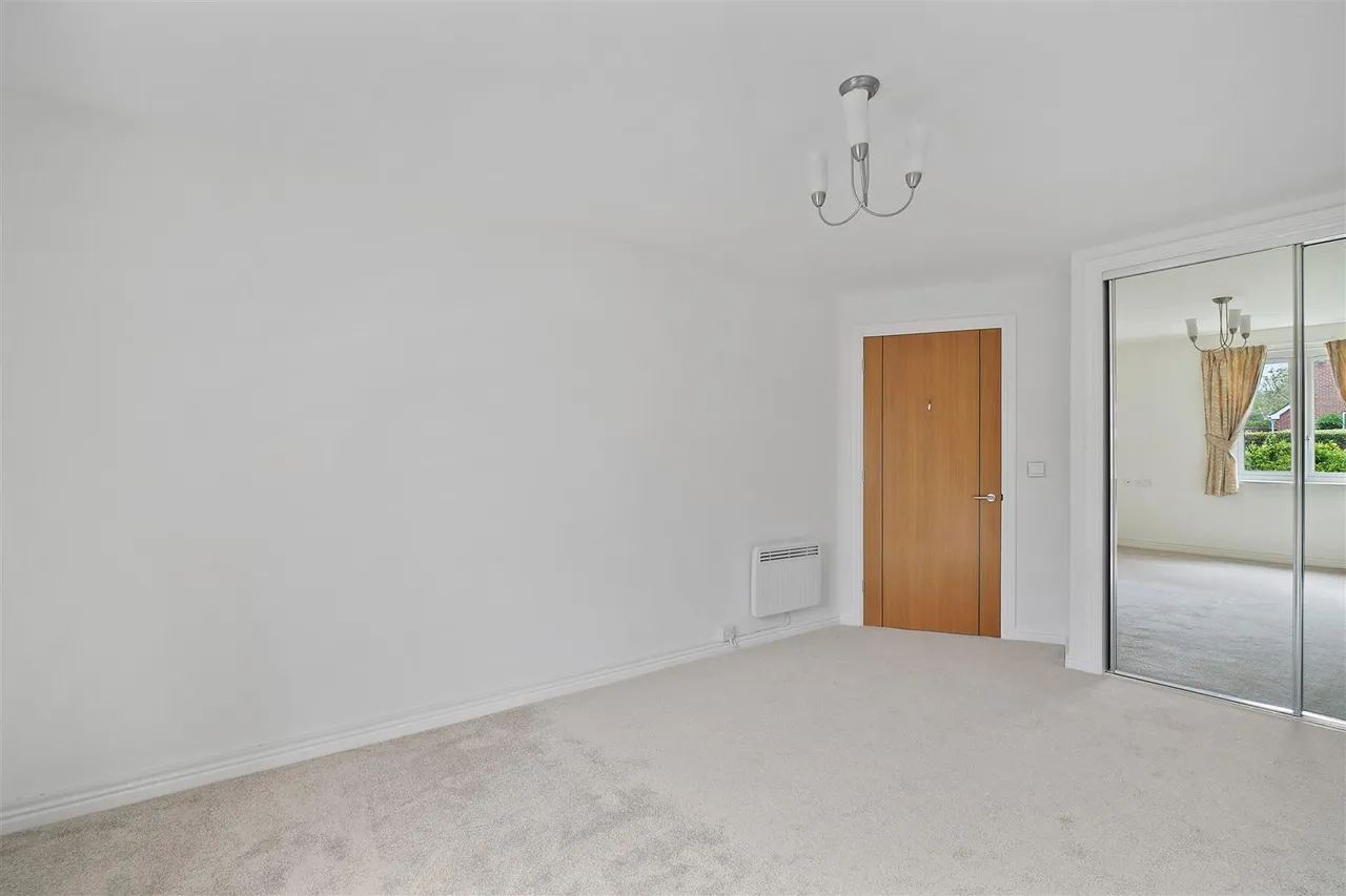 Avenue Road, Lymington, SO41, photo 8