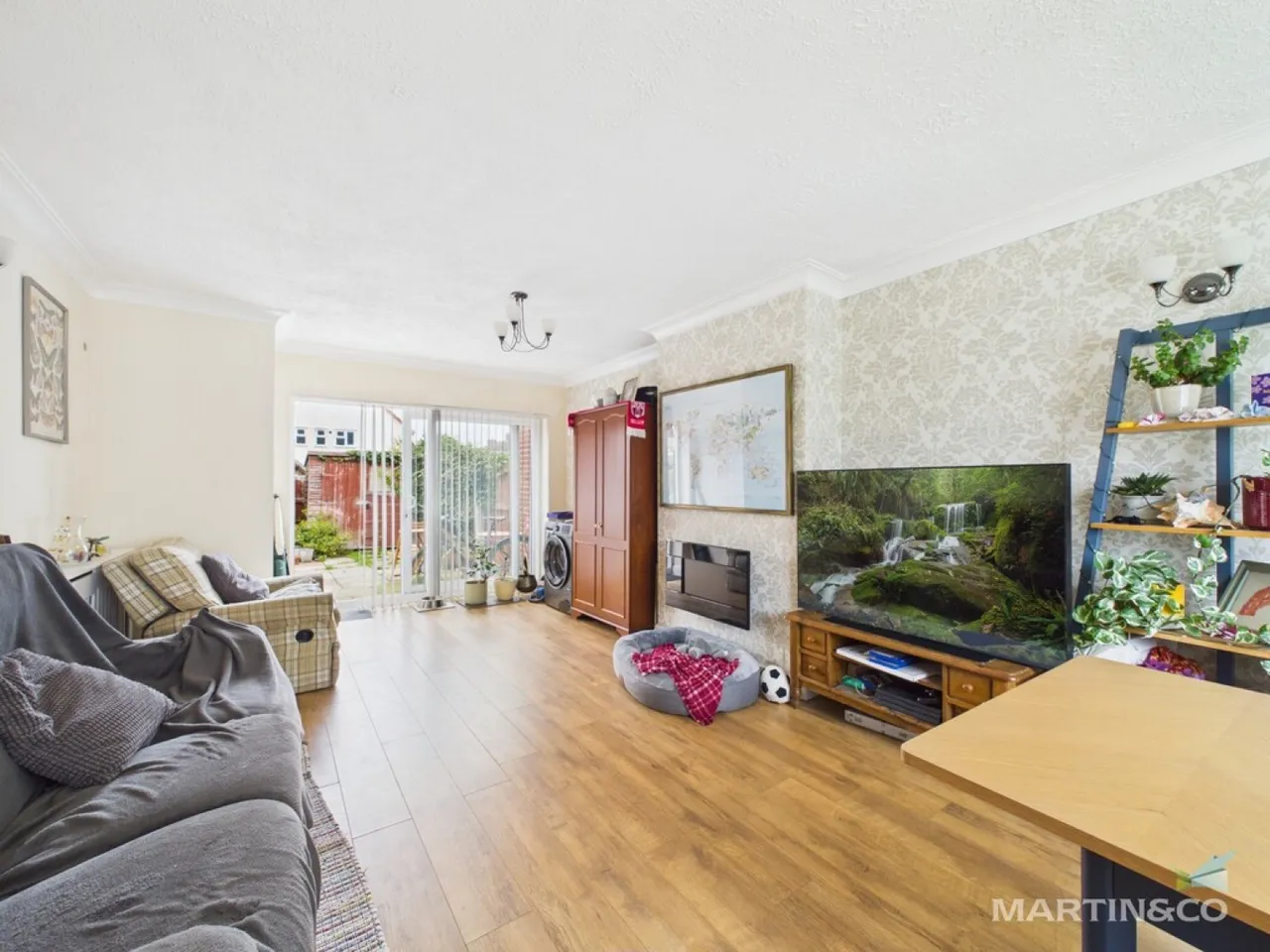 Moreton, Wirral, CH46, photo 5