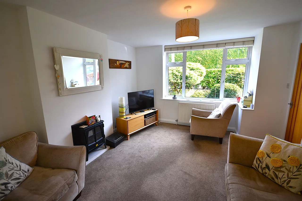 Brynton Close, Macclesfield, photo 5