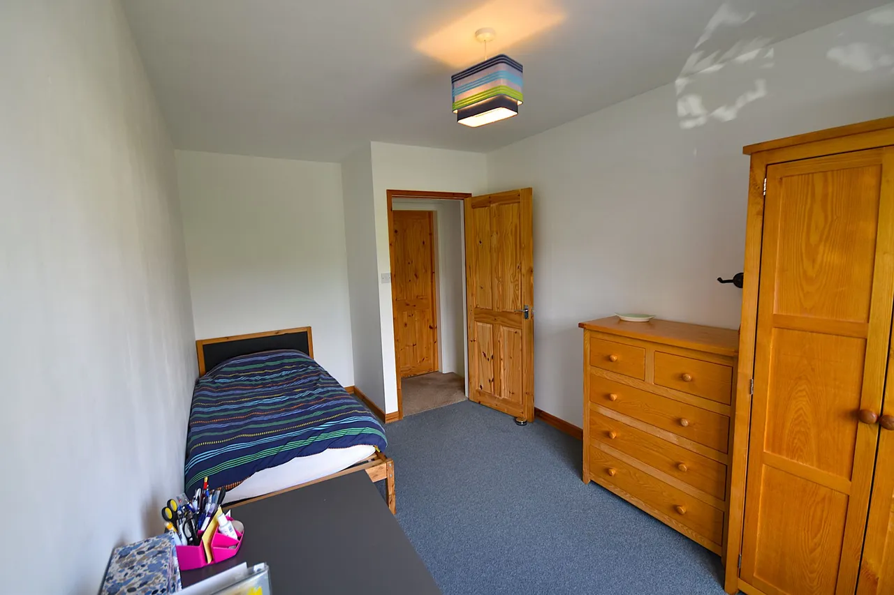 Brynton Close, Macclesfield, photo 8