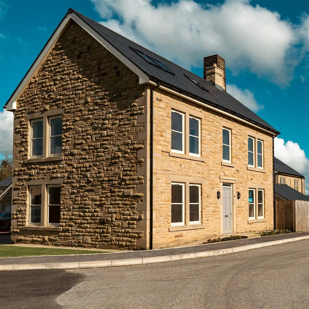 5 bed house for sale, John Hallows Way, New church-In-Pendle, BB12