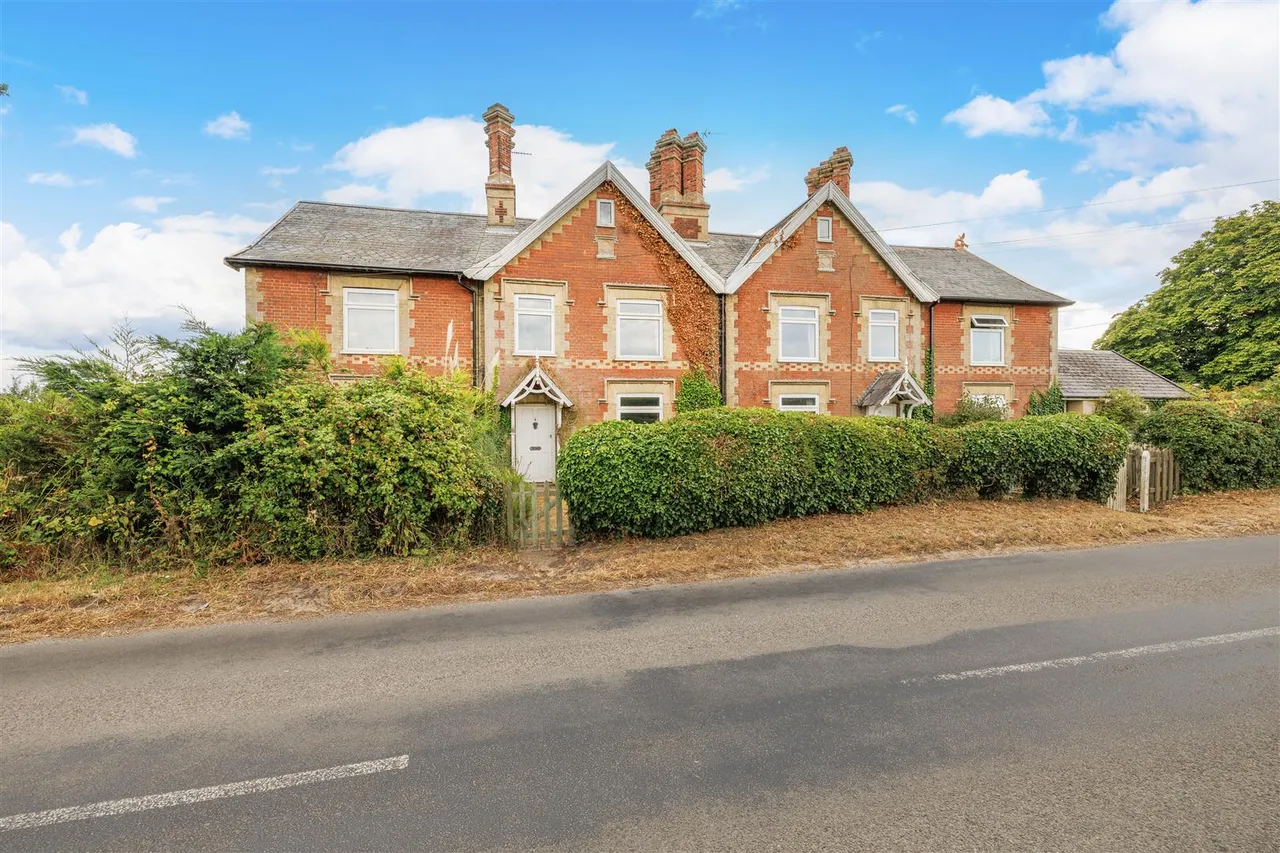 The Hill, Wangford, NR34, photo 2