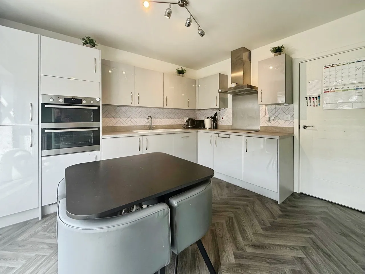 Greenkeepers Avenue, Basingstoke, Hampshire, RG23 7PZ, photo 9