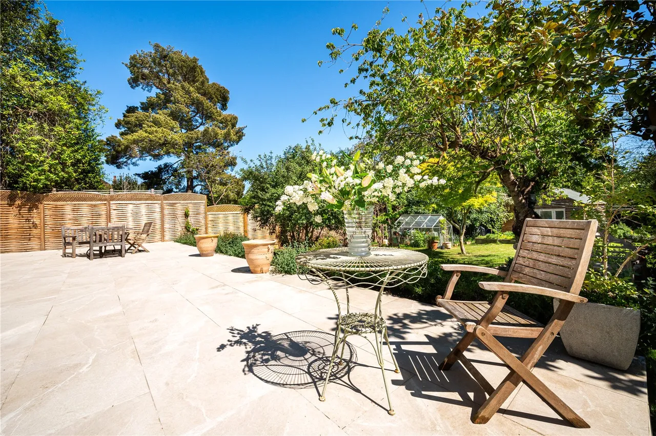 Bagley Wood Road, Kennington/Radley, Oxford, Oxfordshire, OX1 5LY, photo 4