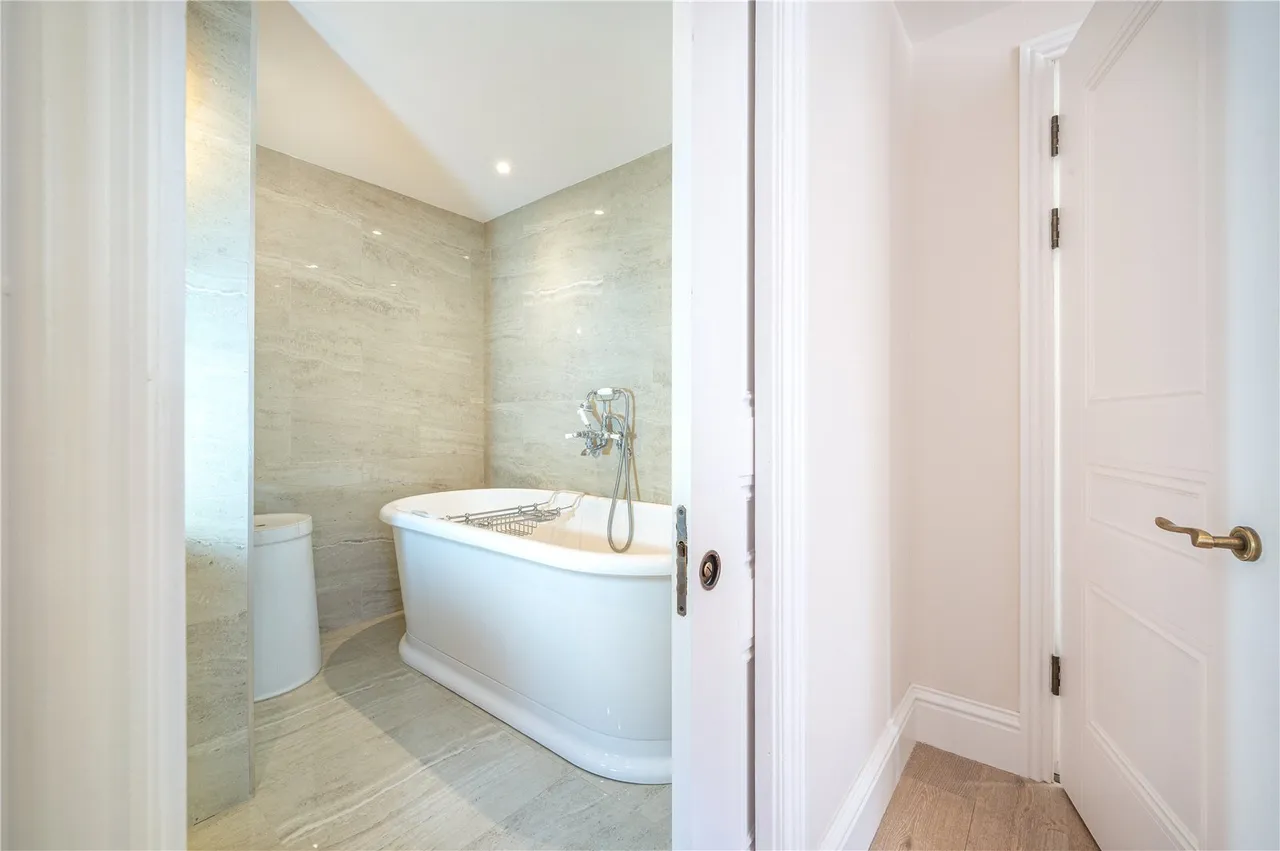 Bagley Wood Road, Kennington/Radley, Oxford, Oxfordshire, OX1 5LY, photo 25