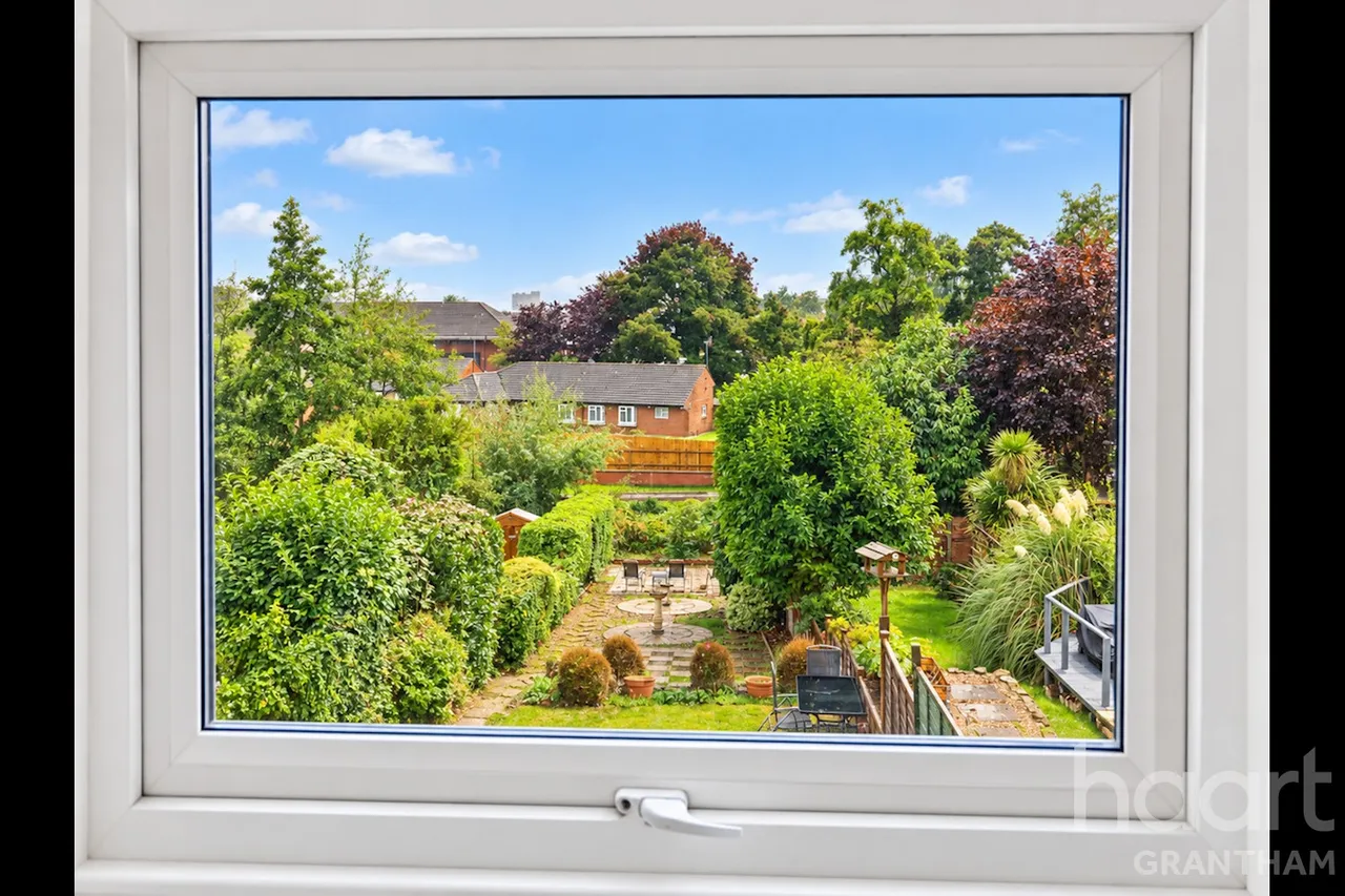 Dudley Road, Grantham, NG31, photo 10