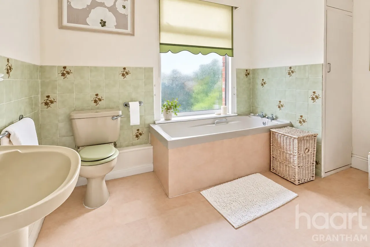 Dudley Road, Grantham, NG31, photo 9