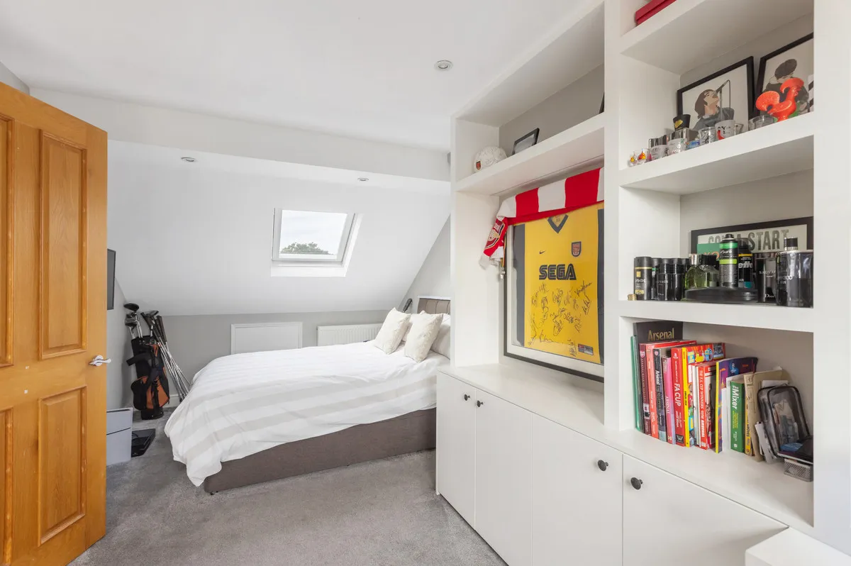 Kingsley Avenue, London, W13, photo 17