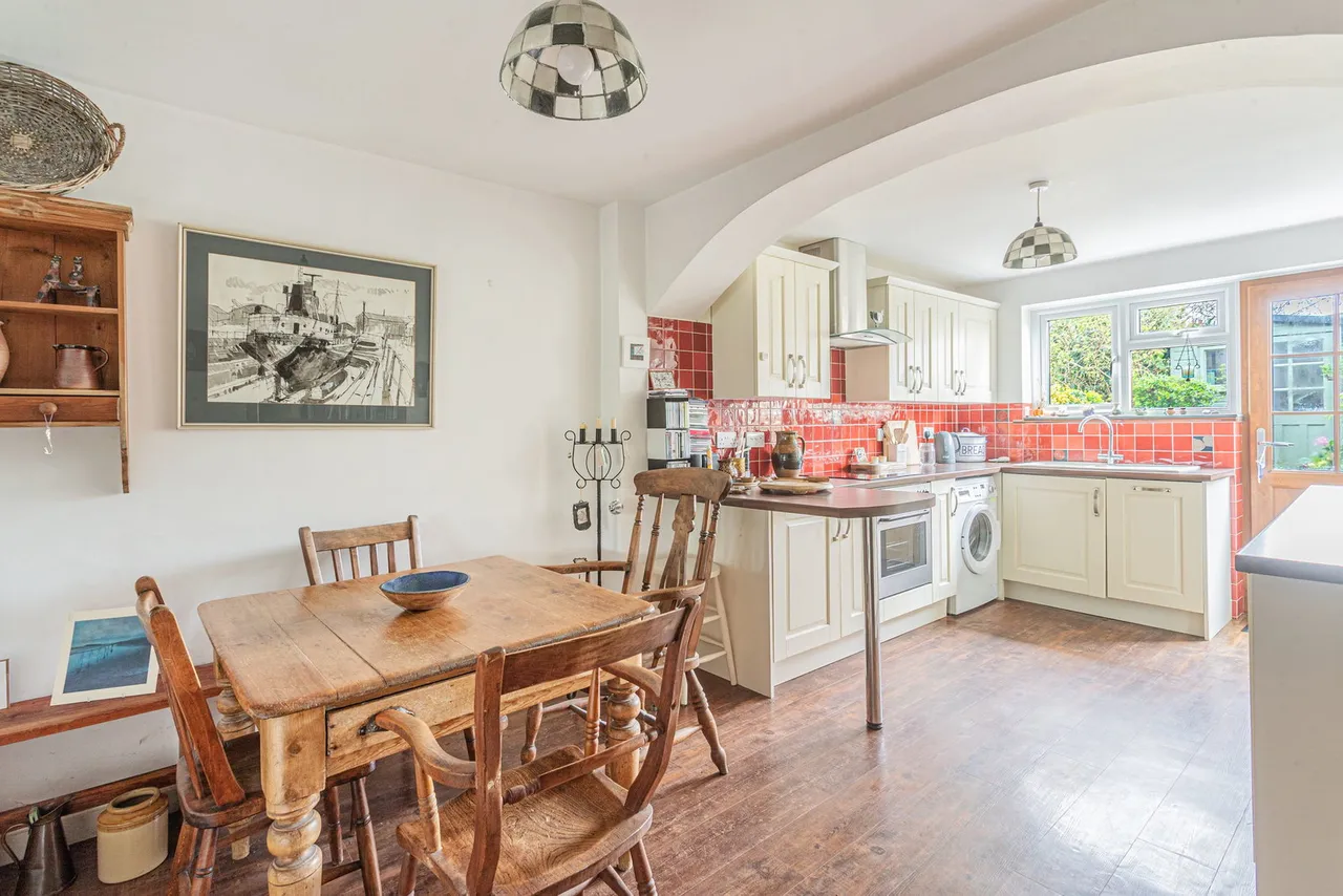 Hillesley Road, Kingswood, photo 2