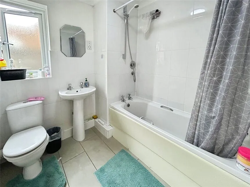 Glen Iris Close, Canterbury, CT2, photo 6