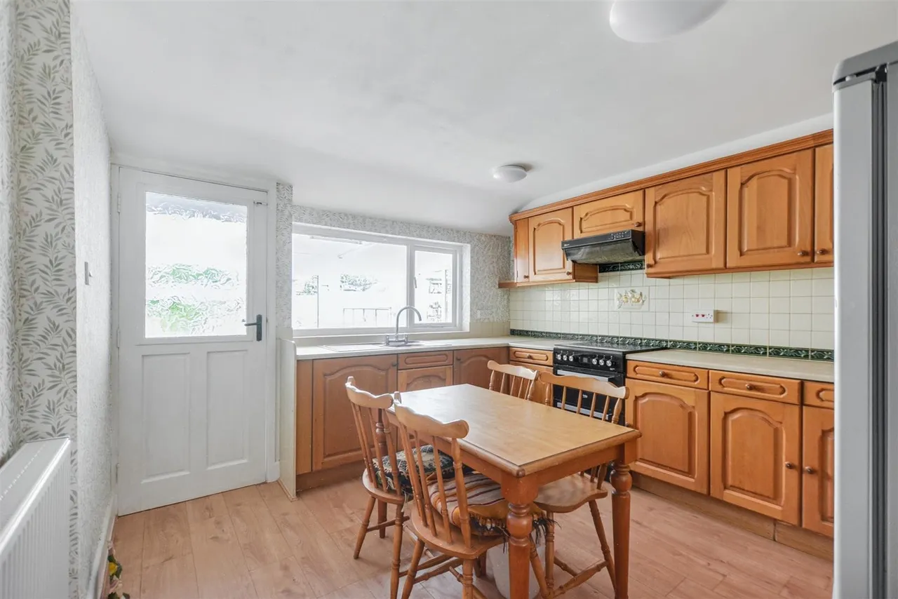 Rutland Avenue, Toton, NG9, photo 4