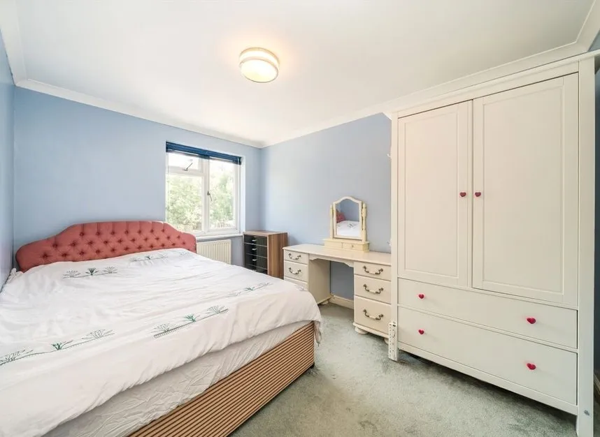 St. Rule Street, Battersea, SW8, photo 7