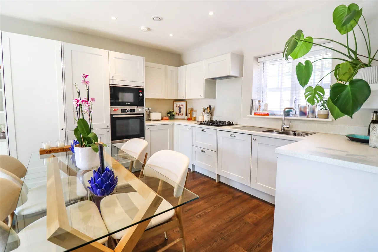 Red Cedar Avenue, Fleet, Hampshire, GU51 3HB, photo 8