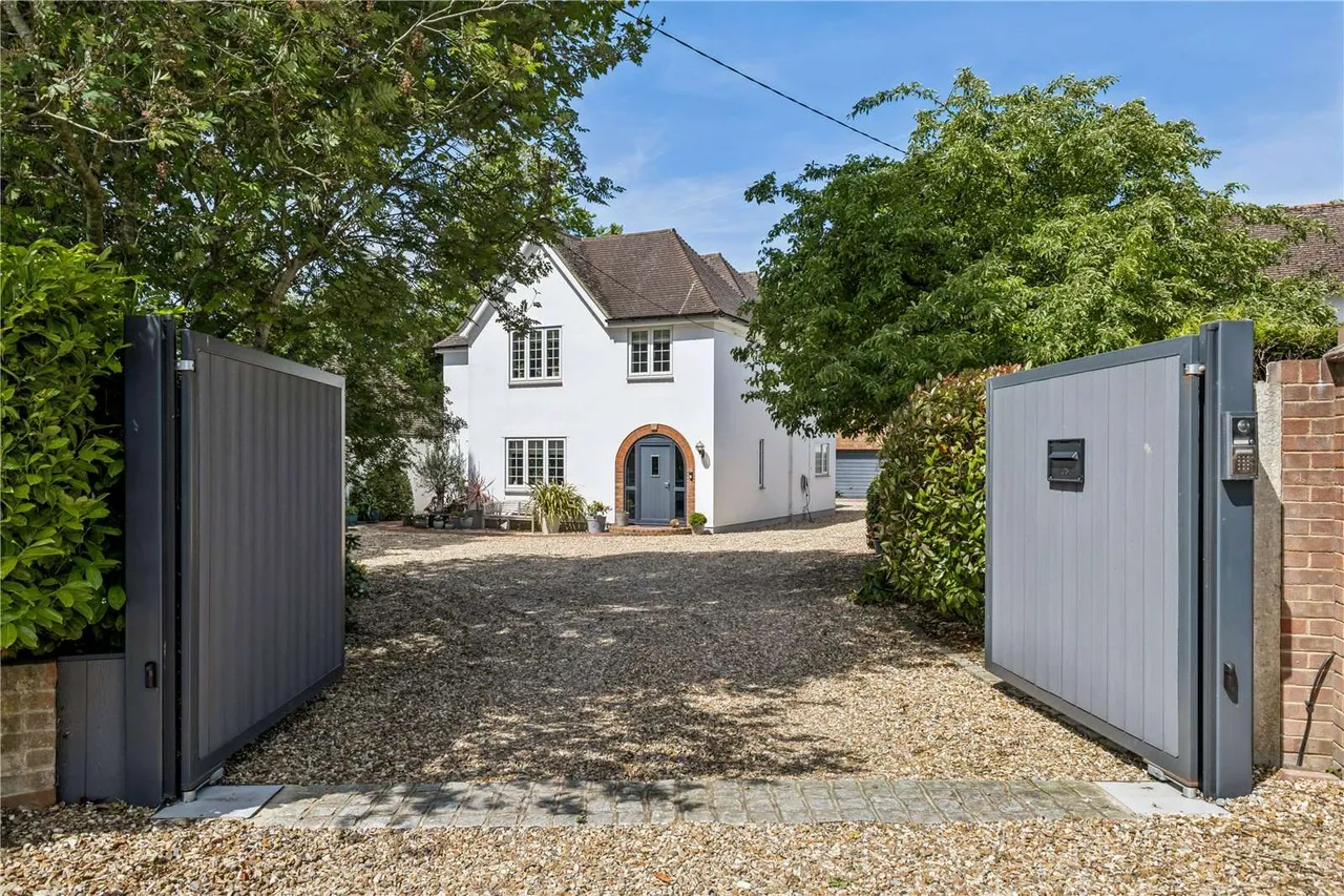 4 bed house for sale, Andover Down, Andover, SP11
