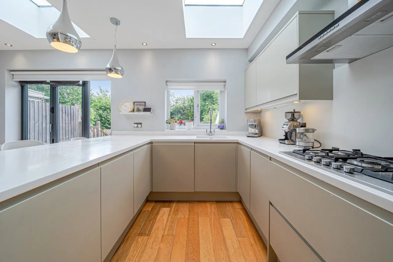 Forde Avenue, BR1, photo 10