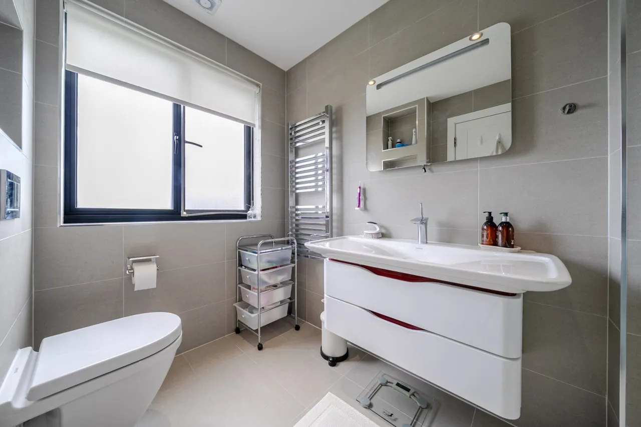 Forde Avenue, BR1, photo 17