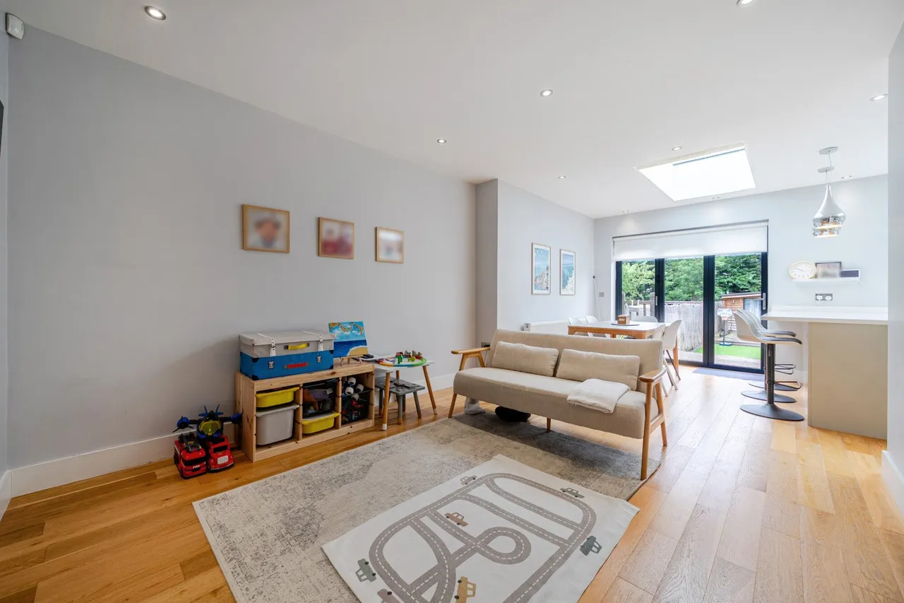 Forde Avenue, BR1, photo 15