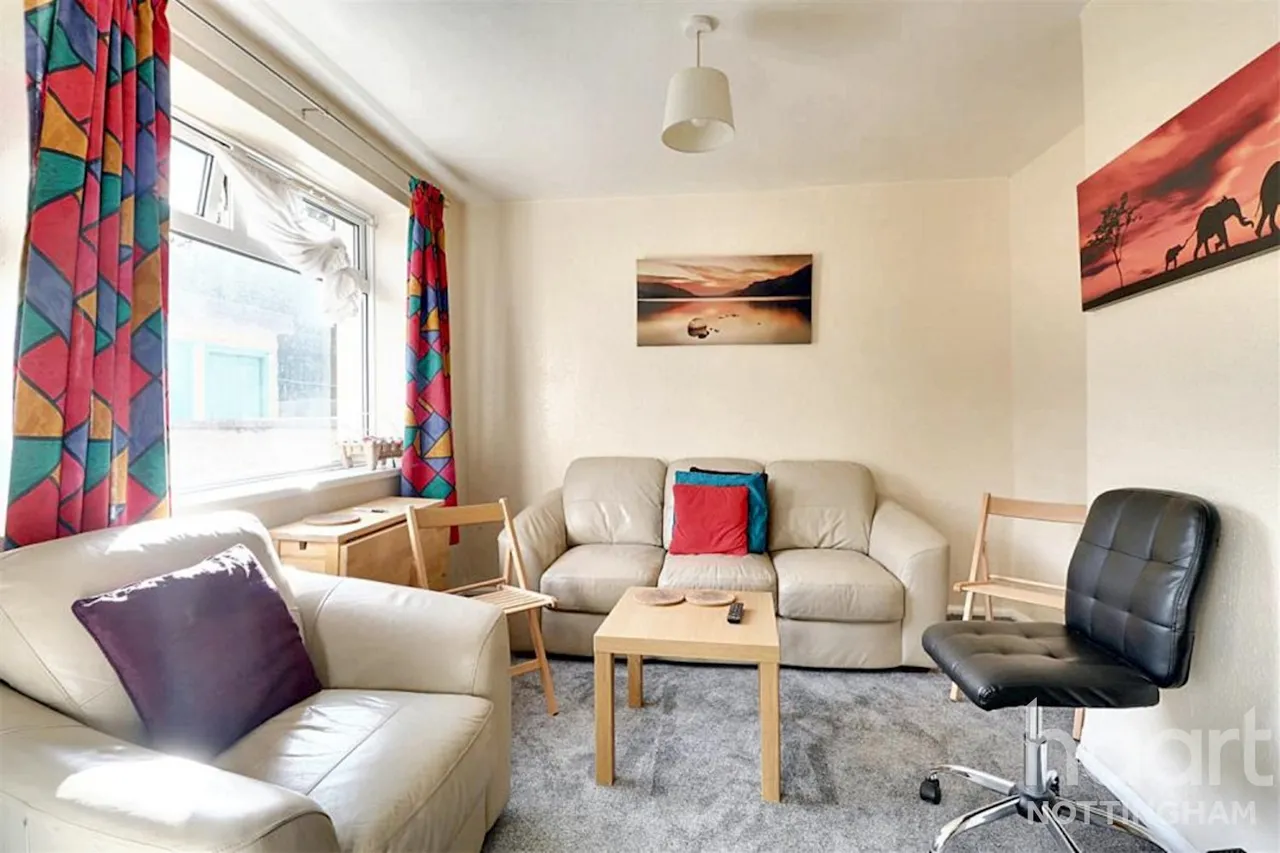 Brooksby Lane, Clifton, NG11, photo 3