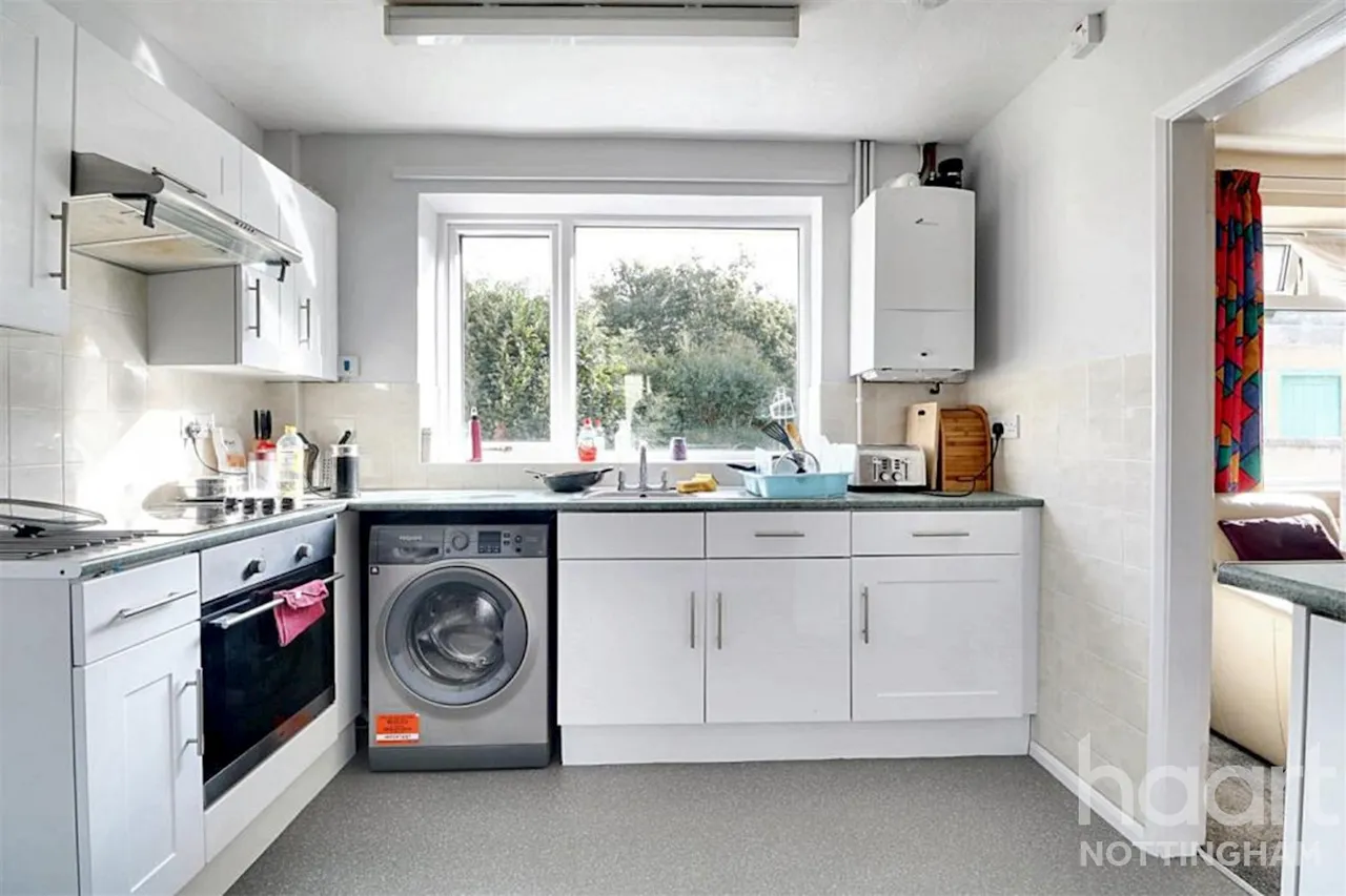 Brooksby Lane, Clifton, NG11, photo 2