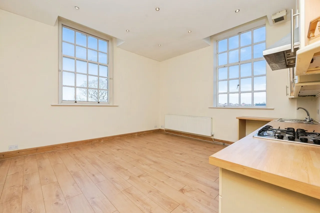Fishponds Road, Fishponds, Bristol, BS16, photo 3