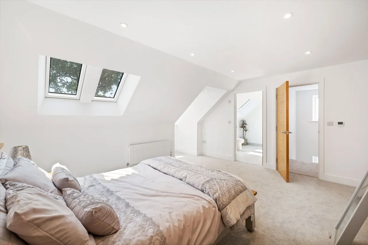 Town Wood Close, Lindfield, RH16, photo 22